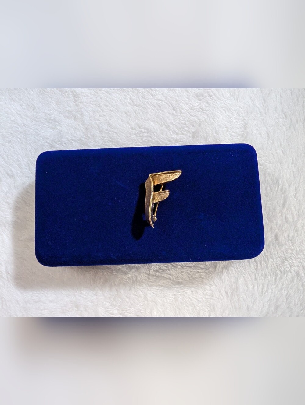 Vintage CROWN TRIFARI Gold Tone Initial Letter "F" Brooch Pin Monogram